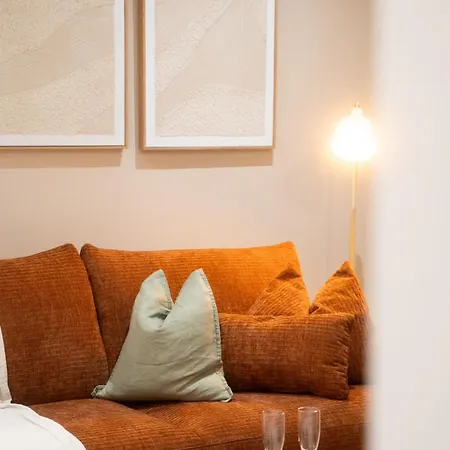 Appartement Monaco 5 Min Walk, Quiet 1br, 4 Guests
