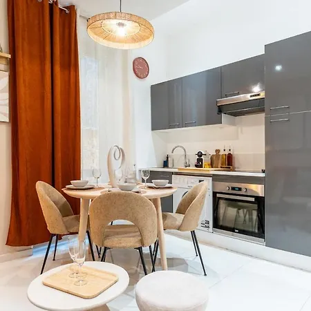 Appartement Monaco 5 Min Walk, Quiet 1br, 4 Guests